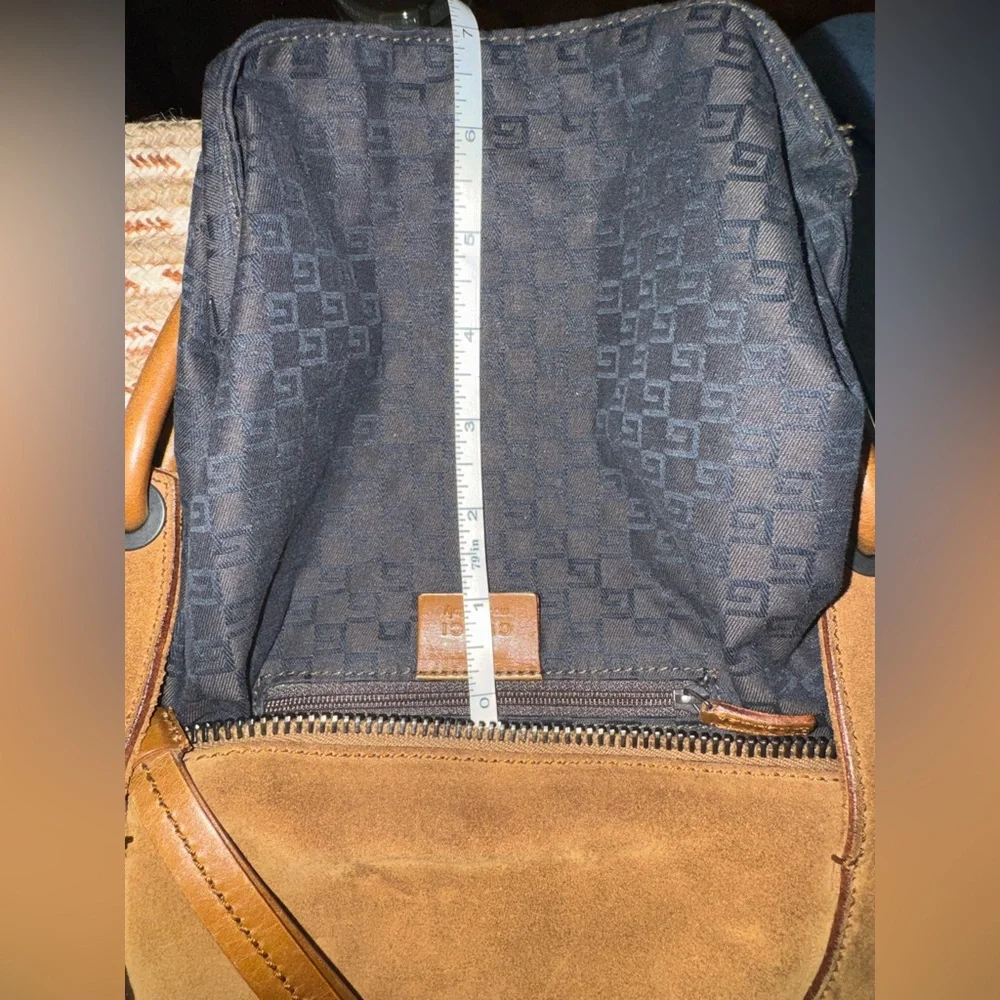 N/A authentic gucci